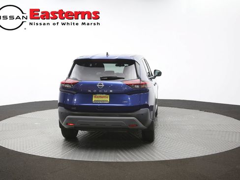 Used 2023 Nissan Rogue S AWD/4WD image 38