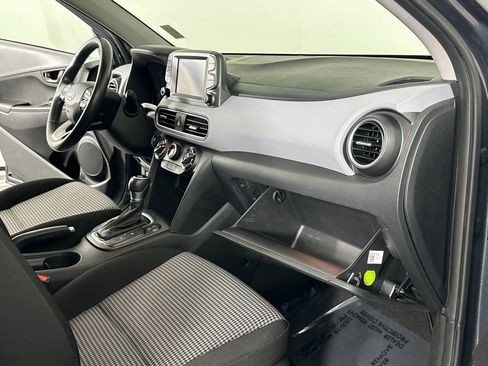 Used 2019 Hyundai Kona SEL image 40