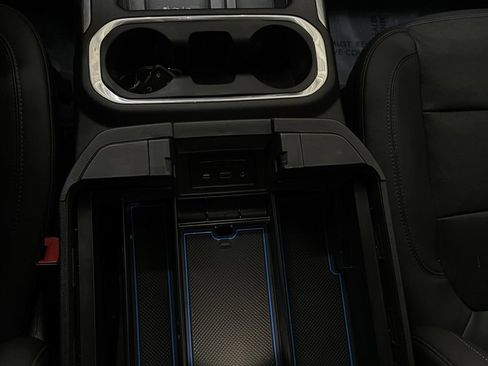 Used 2021 Chevrolet Silverado 2500 LTZ w/ LTZ Plus Package image 34