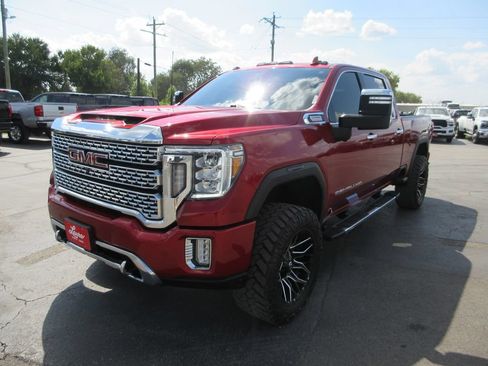 Used 2021 GMC Sierra 2500 Denali w/ Denali Ultimate Package AWD/4WD image 11