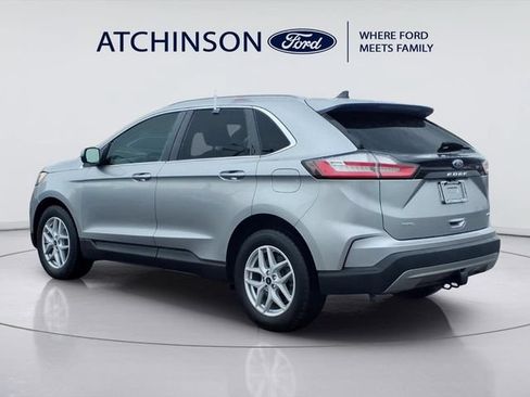 Certified 2023 Ford Edge SEL w/ Convenience Package AWD/4WD image 6