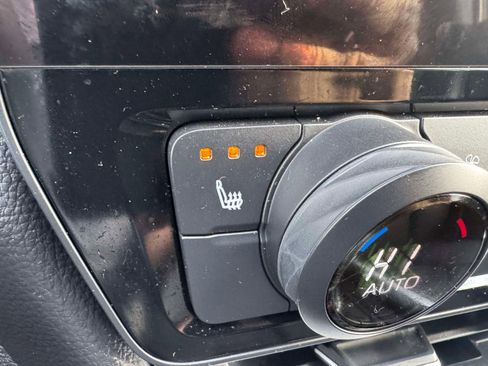 Certified 2024 Toyota Grand Highlander XLE image 29