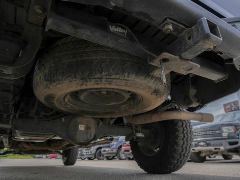 Used 2005 Toyota Tacoma PreRunner RWD image 7