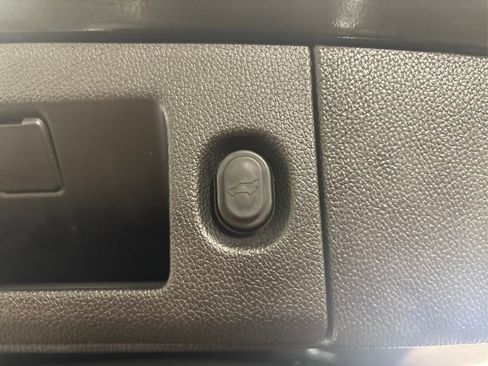 Used 2016 Chevrolet Tahoe LTZ image 14