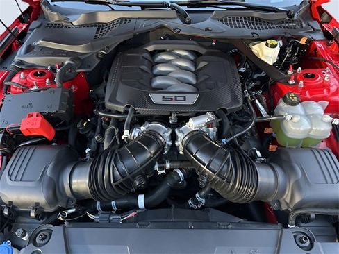 Used 2024 Ford Mustang GT Premium image 12