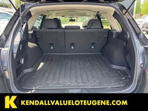 Used 2019 Subaru Outback 3.6R Limited AWD/4WD image 11