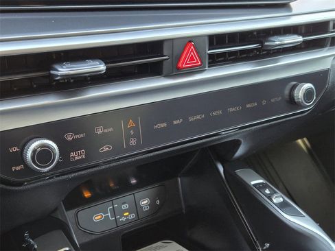 New 2026 Kia Sorento S image 28