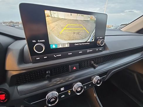 Used 2025 Honda CR-V LX image 19