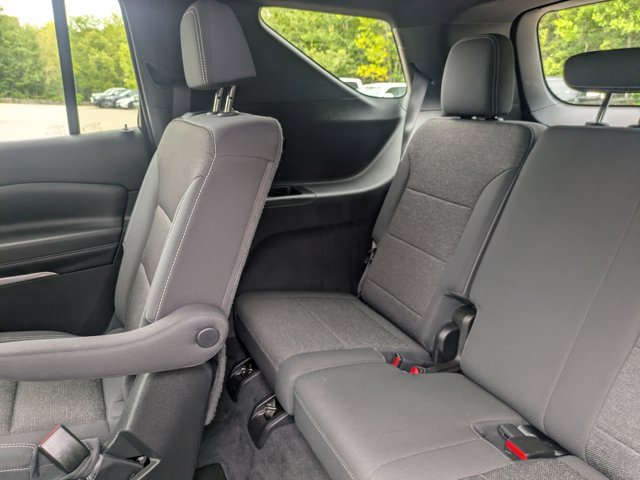Used 2024 Chevrolet Traverse LT AWD/4WD image 18