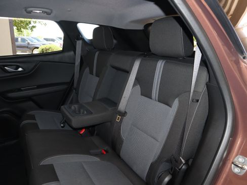 Used 2023 Chevrolet Blazer LT FWD image 36