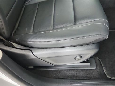 Used 2024 Mercedes-Benz GLE 450 4MATIC image 30