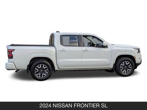 Certified 2024 Nissan Frontier SL w/ Technology Package RWD image 6
