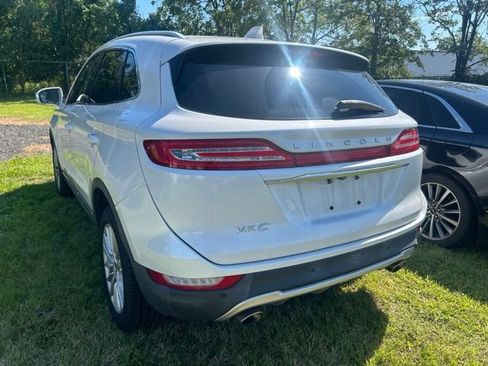 Used 2019 Lincoln MKC Premiere AWD/4WD image 4