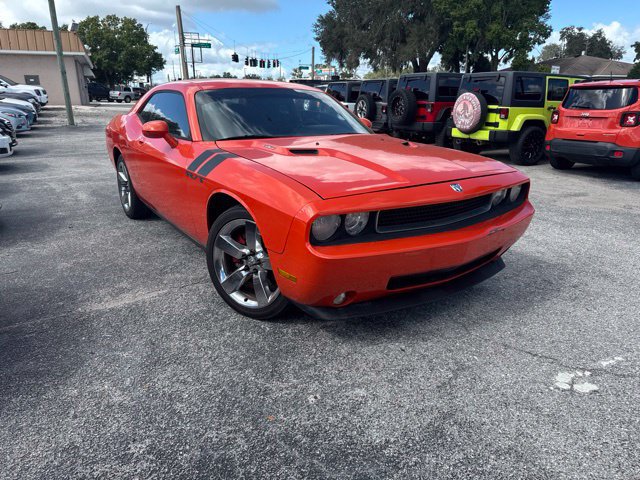 Used 2010 Dodge Challenger R/T RWD image 7