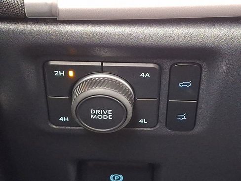 Used 2025 Ford Expedition Max Active image 24