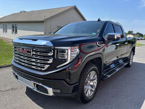 Used 2025 GMC Sierra 1500 Denali AWD/4WD image 7