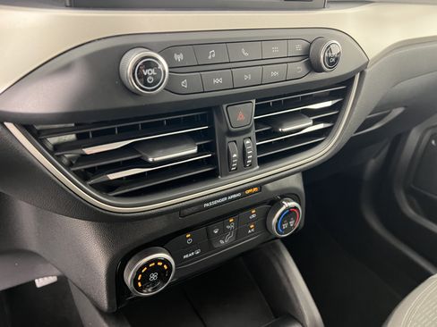 Used 2022 Ford Escape S AWD/4WD image 30