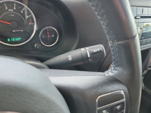 Used 2016 Jeep Wrangler Sport w/ Connectivity Group AWD/4WD image 20