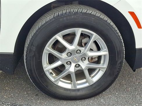 Used 2023 Chevrolet Equinox LT image 8