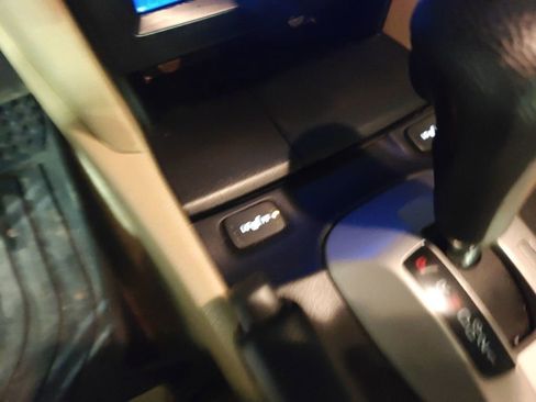 Used 2010 Honda Accord EX-L image 12