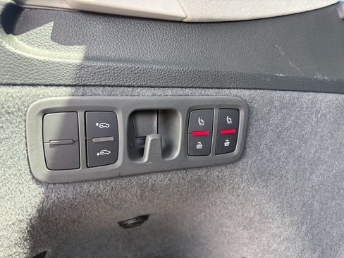 Used 2019 Audi Q7 3.0T Prestige AWD/4WD image 7