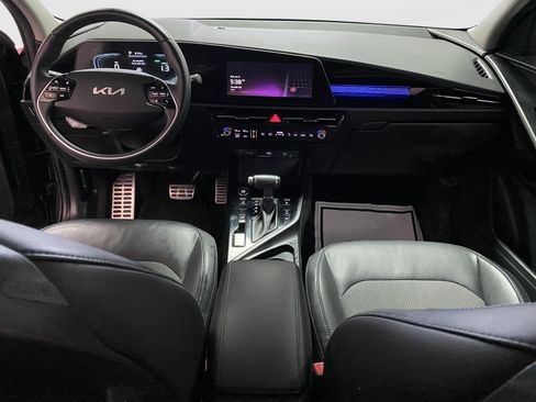 Used 2023 Kia Niro EX Touring FWD image 13
