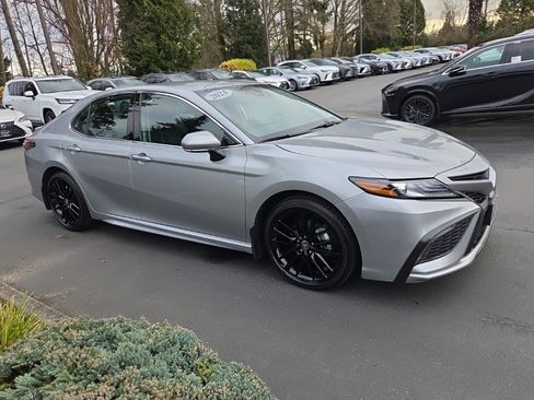 Used 2024 Toyota Camry XSE image 8