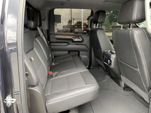 Used 2024 GMC Sierra 2500 Denali image 36