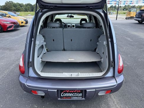 Used 2007 Chrysler PT Cruiser Touring FWD image 6