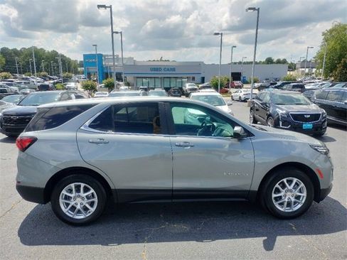 Used 2024 Chevrolet Equinox LT w/ LPO, Floor Liner Package image 8