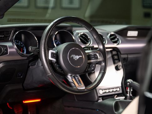 Used 2016 Ford Mustang GT image 26