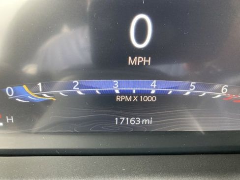 Used 2023 Jeep Grand Cherokee L Laredo image 15