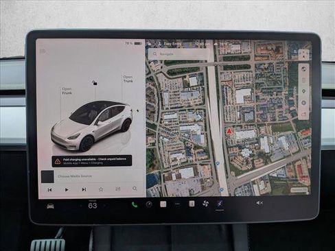 Used 2022 Tesla Model Y Performance image 13