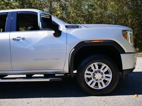Used 2022 GMC Sierra 2500 Denali image 48