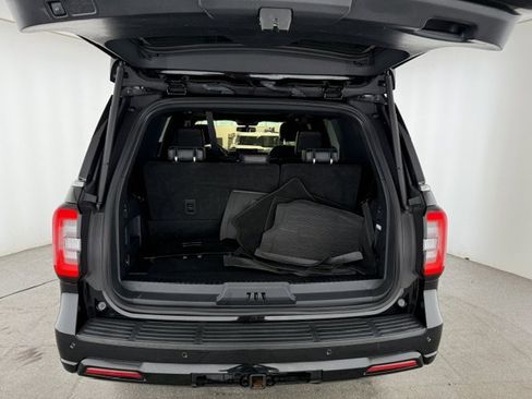 Certified 2023 Ford Expedition Limited RWD image 5