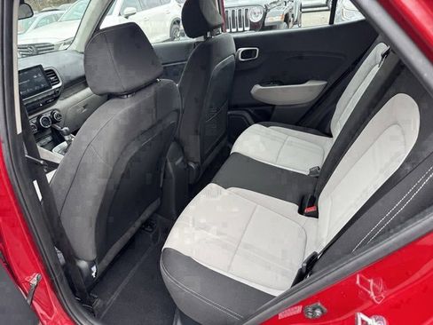 Certified 2023 Hyundai Venue SEL image 14