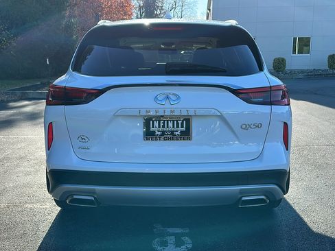 Certified 2021 INFINITI QX50 Luxe image 6