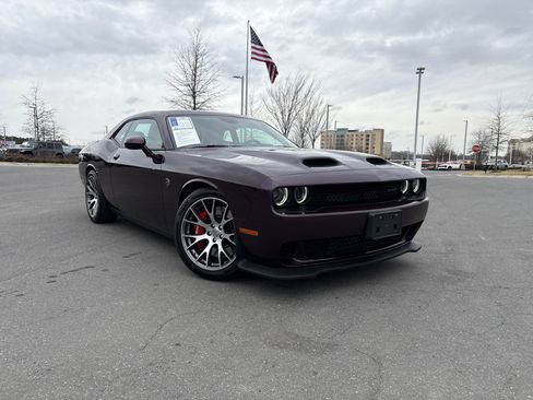 Used 2022 Dodge Challenger SRT Hellcat Redeye image 2