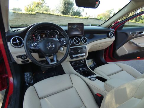 Used 2019 Mercedes-Benz GLA 250 image 22