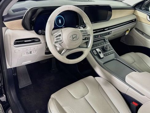Certified 2024 Hyundai Palisade Limited AWD/4WD image 11