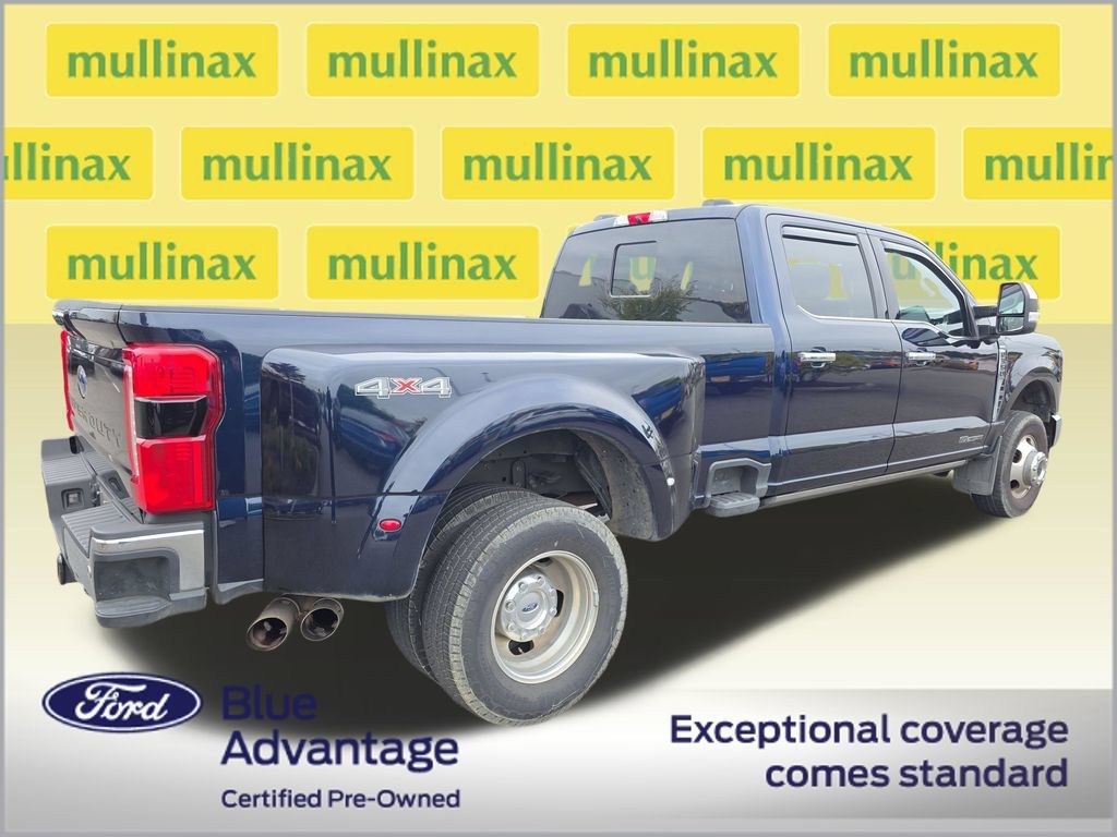 Used 2025 Ford F350 Lariat w/ Lariat Ultimate Package AWD/4WD image 3