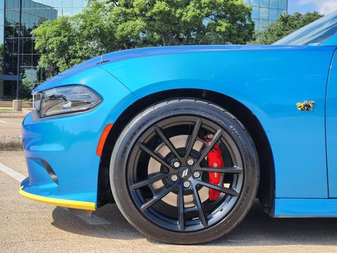 Used 2023 Dodge Charger Scat Pack w/ Plus Group RWD image 8