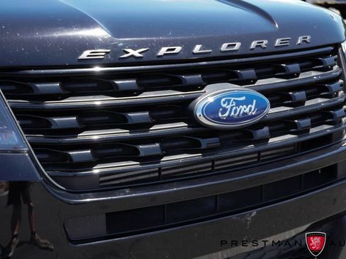 Used 2017 Ford Explorer Sport AWD/4WD image 16