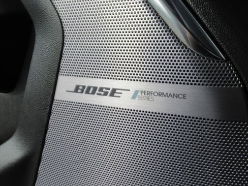 Used 2023 GMC Yukon Denali Ultimate image 31