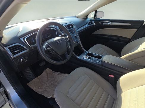 Used 2018 Ford Fusion S FWD image 20