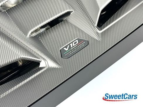 Used 2023 Lamborghini Huracan Tecnica RWD image 42