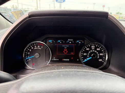 Used 2018 Ford F150 Lariat w/ Equipment Group 502A Luxury AWD/4WD image 22