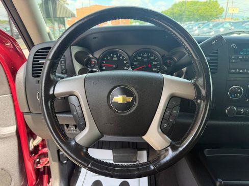 Used 2013 Chevrolet Silverado 2500 LT w/ Z71 Appearance Package AWD/4WD image 15