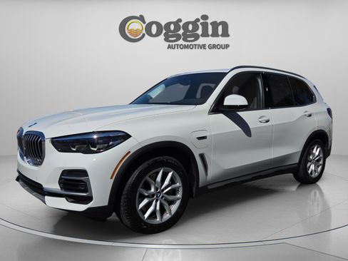 Used 2022 BMW X5 xDrive45e AWD/4WD image 1
