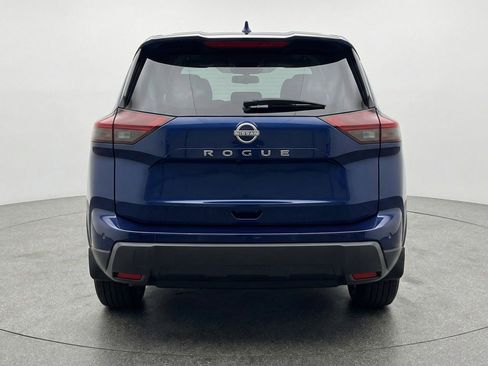 Used 2025 Nissan Rogue SV image 7